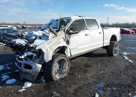 2018 Ford F-250 Lariat из США, поврежденный, VIN 1FT7W2BT9JEC51149